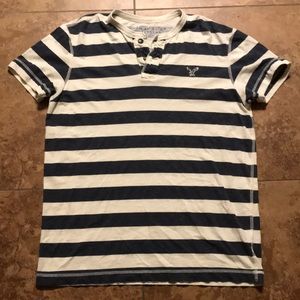 American eagle vneck